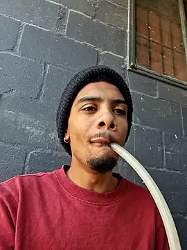 29YOURZ 28  online show from 10-24-25, 09:30