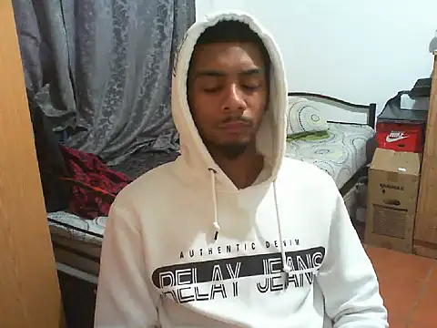 29YOURZ 28  online show from 10-04-25, 04:19