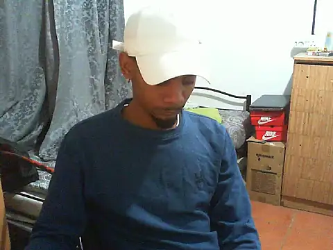 29YOURZ 28  online show from 12-05-25, 08:28