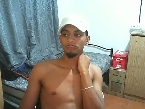 29YOURZ 28  online show from 12-18-25, 08:01