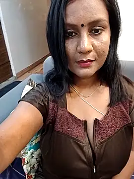 silky queen online show from 06-10-26, 05:58