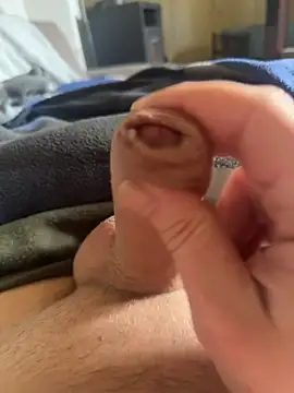 Snapshot of Andy-370 chatting on 03-15-26, 12:12 Andy-370 online show from 03-15-26, 12:12