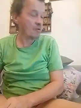 Snapshot of Bigpenis6y chatting on 10-18-25, 07:10 Bigpenis6y online show from 10-18-25, 07:10