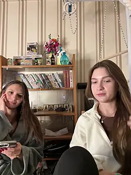 sweety secret  online show from 10-28-25, 12:59