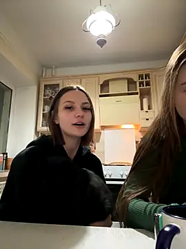 sweety secret  online show from 11-19-25, 04:40