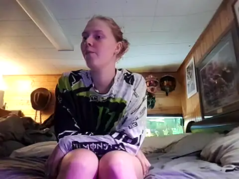 Ryan and Aurora online show from 05-14-26, 01:30