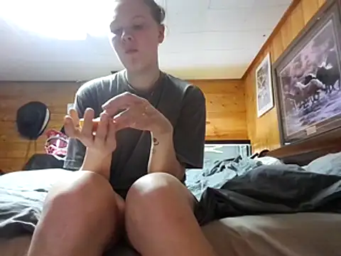 Snapshot of Ryan_and_Aurora chatting on 02-13-26, 08:31 Ryan and Aurora online show from 02-13-26, 08:31