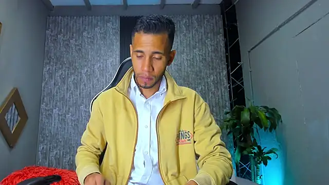 alex bigcock11 online show from 03-13-25, 12:24