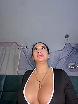 kiim taaylor online show from 01-11-26, 02:51