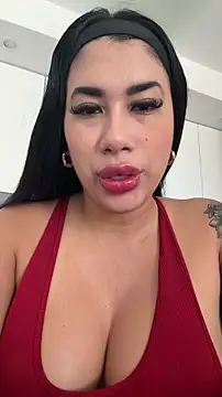 kiim taaylor online show from 02-08-26, 01:20