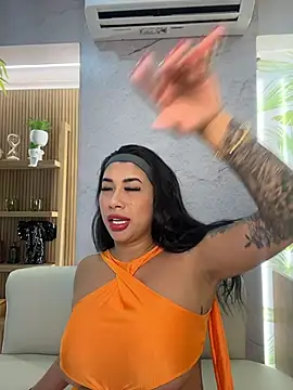 kiim taaylor online show from 11-29-25, 03:23