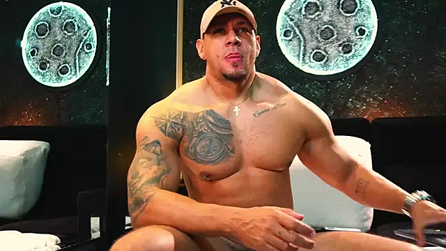 MassimoWalton2 online show from 11-20-25, 10:49