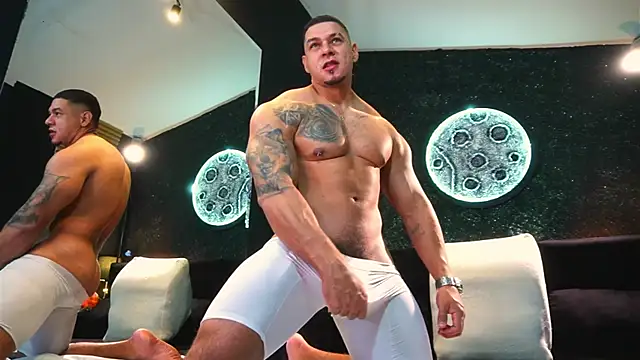 MassimoWalton2 online show from 12-05-25, 03:43