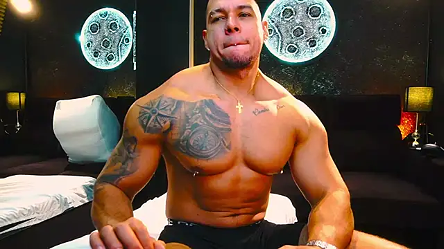 MassimoWalton2 online show from 09-23-25, 12:56