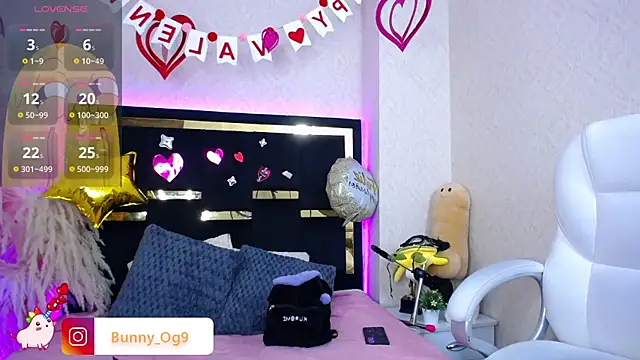 Snapshot of Bunny_O chatting on 03-12-25, 03:35 Bunny O online show from 03-12-25, 03:35