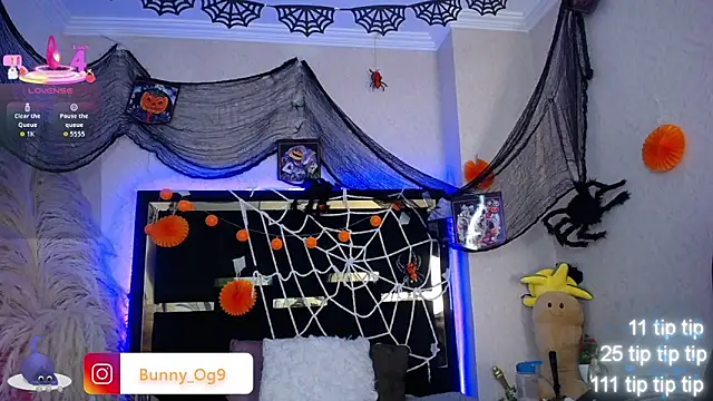 Snapshot of Bunny_O chatting on 10-14-25, 08:53 Bunny O online show from 10-14-25, 08:53