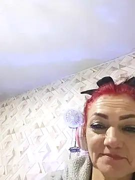 SweetLeila40 online show from 04-17-26, 11:18