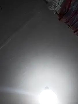 SweetLeila40 online show from 04-08-26, 05:36