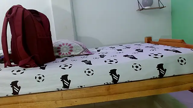 evaleribigtits18 online show from 05-24-26, 01:05