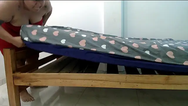 evaleribigtits18 online show from 03-10-26, 02:04