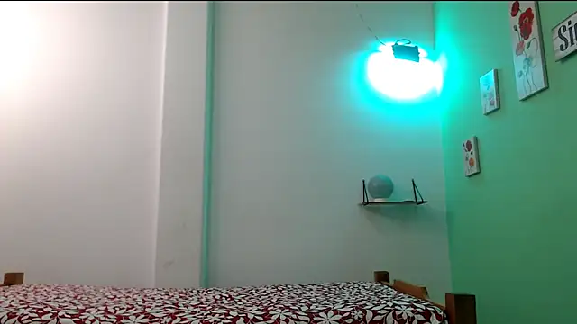 evaleribigtits18 online show from 04-30-26, 01:34