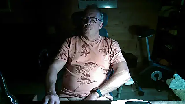 Snapshot of lelohop chatting on 09-22-25, 12:44 lelohop online show from 09-22-25, 12:44