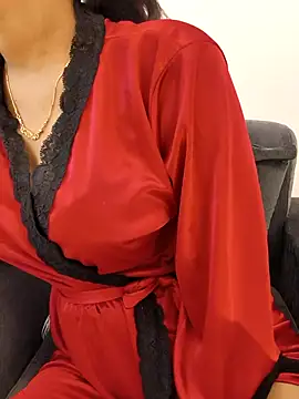yhona darling online show from 05-21-26, 10:56