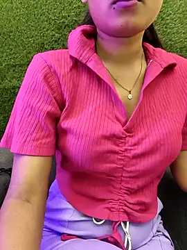 yhona darling online show from 04-30-26, 06:37