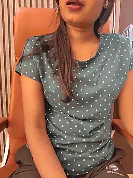 yhona darling online show from 06-19-26, 07:20