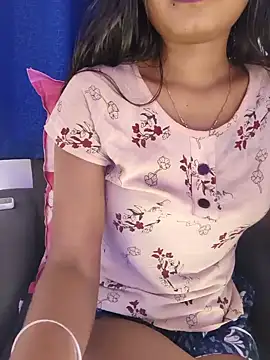 yhona darling online show from 06-15-26, 12:16