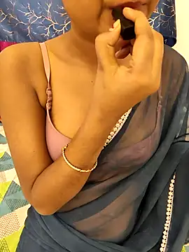 yhona darling online show from 11-16-25, 09:25