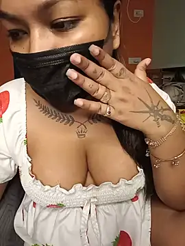 Hot Urvi online show from 05-23-26, 07:13