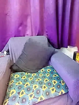 Snapshot of Hot_Urvi chatting on 10-08-25, 05:53 Hot Urvi online show from 10-08-25, 05:53