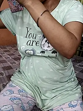 MUMTAJ-1 online show from 10-04-25, 03:46