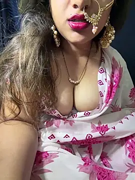 Snapshot of pikaindian chatting on 04-05-26, 10:00 pikaindian online show from 04-05-26, 10:00