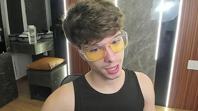 calvin love you online show from 05-23-26, 04:28