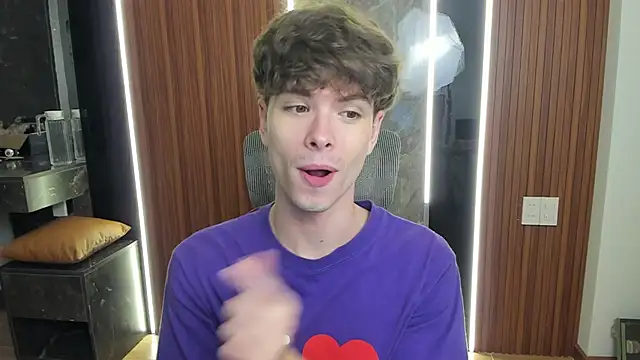 calvin love you online show from 04-22-26, 05:42