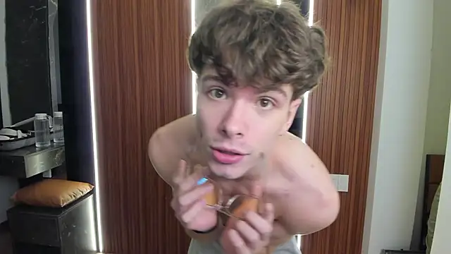 calvin love you online show from 05-12-26, 05:08