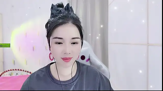 HK angelchloe online show from 10-25-25, 12:54