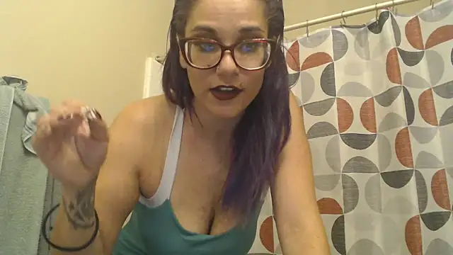 Snapshot of ManaB88 chatting on 05-06-26, 11:31 ManaB88 online show from 05-06-26, 11:31