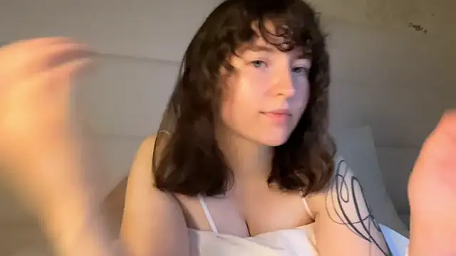 MoonAngelic online show from 07-14-26, 02:27
