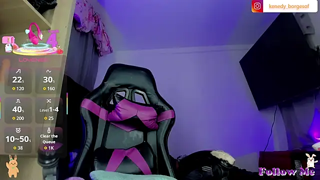 celeste crawford12 online show from 11-25-25, 10:04