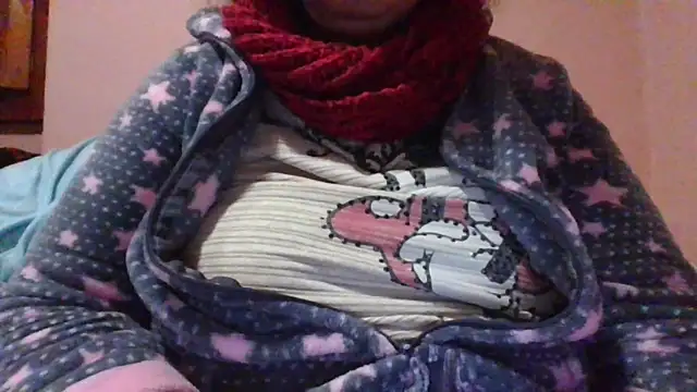 Snapshot of maria38xxx chatting on 12-31-24, 10:34 maria38xxx online show from 12-31-24, 10:34