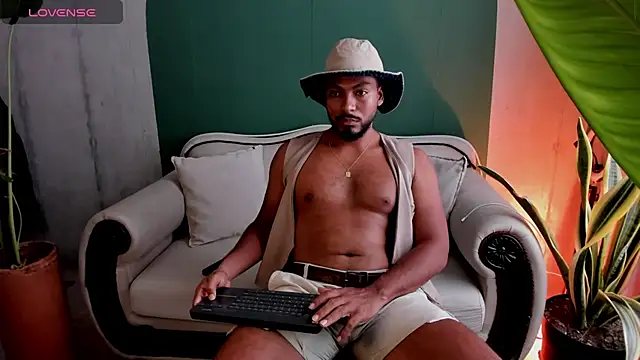 noah jones   online show from 04-10-26, 04:47