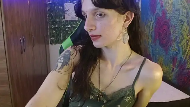 Snapshot of BurningVenus12 chatting on 06-04-26, 08:24 BurningVenus12 online show from 06-04-26, 08:24