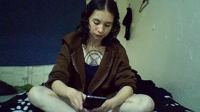 CELEna098rs707 online show from 02-18-26, 04:54