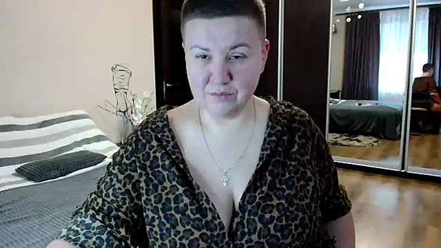 Annet1912 online show from 11-26-25, 11:21