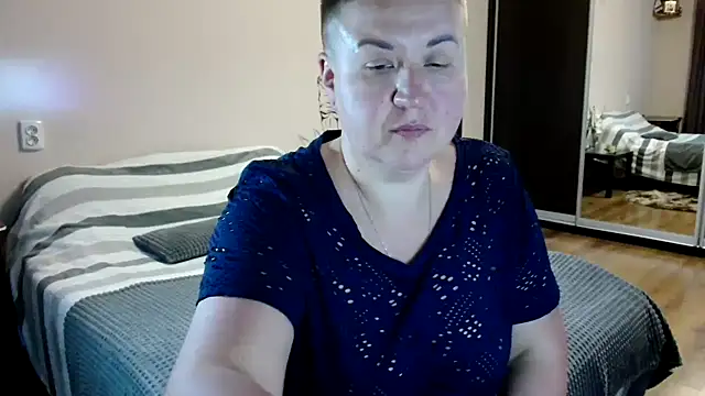 Annet1912 online show from 11-08-25, 12:52