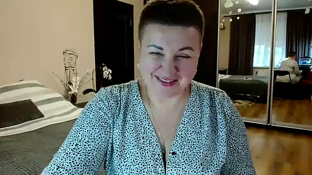 Annet1912 online show from 12-19-25, 10:28