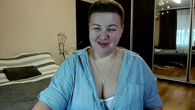 Annet1912 online show from 12-04-25, 08:24